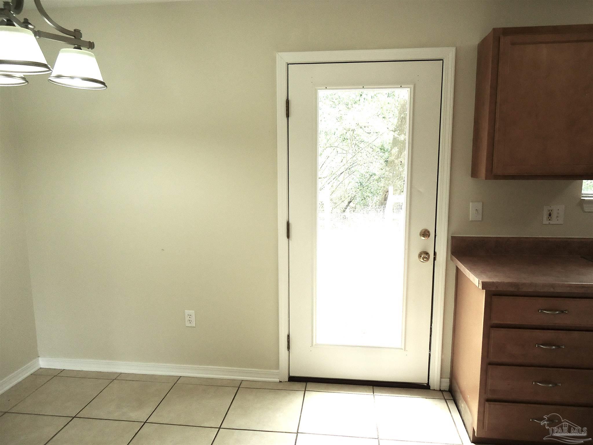 5719 Scotland Road Pensacola, FL 32526 - Photo 14 of 24 Gallery Image 14