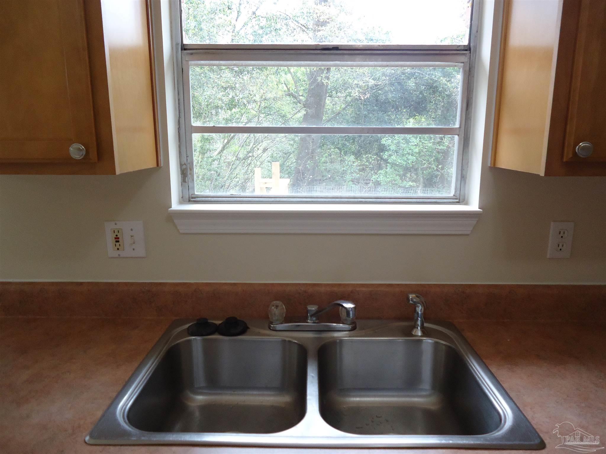 5719 Scotland Road Pensacola, FL 32526 - Photo 15 of 24 Gallery Image 15