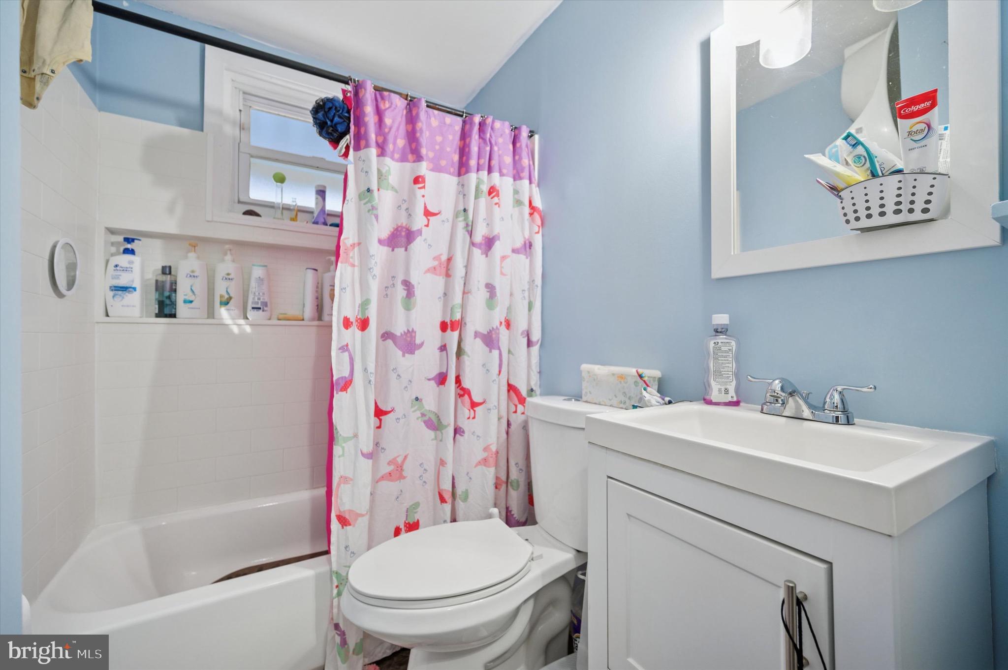 552 Raritan Street Camden, NJ 08105 - Photo 8 of 15 Gallery Image 8