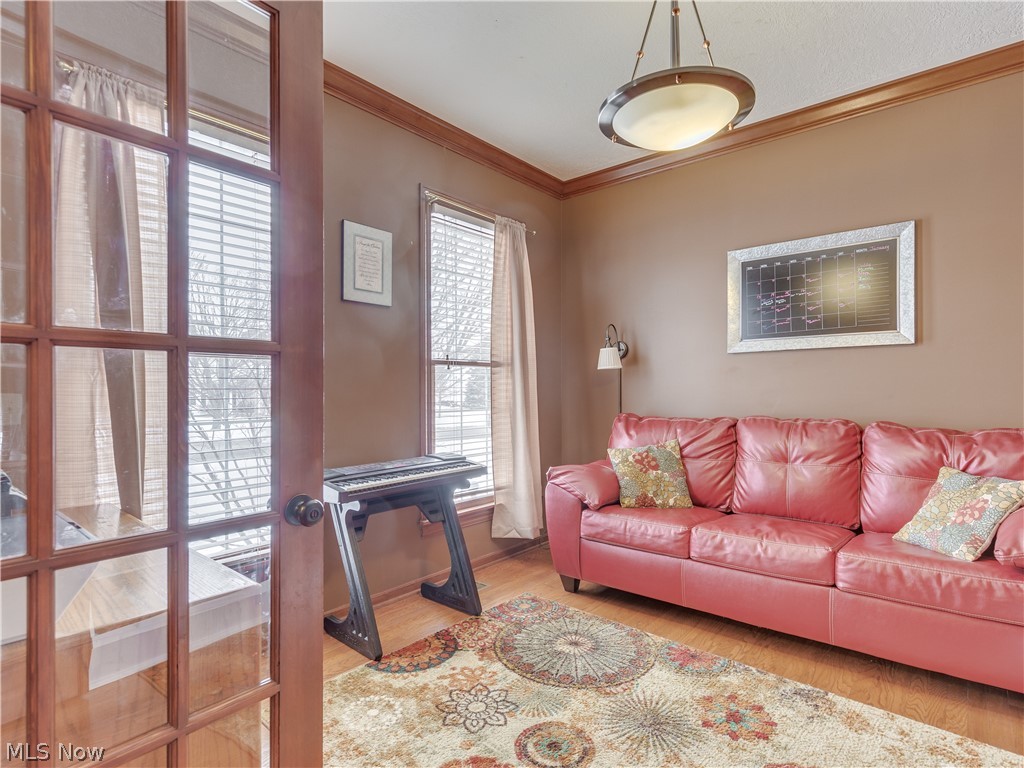 1794 Summerchase Road Northeast Canton, OH 44721 - Photo 7 of 32 Home office with beautiful glass panel french doors.