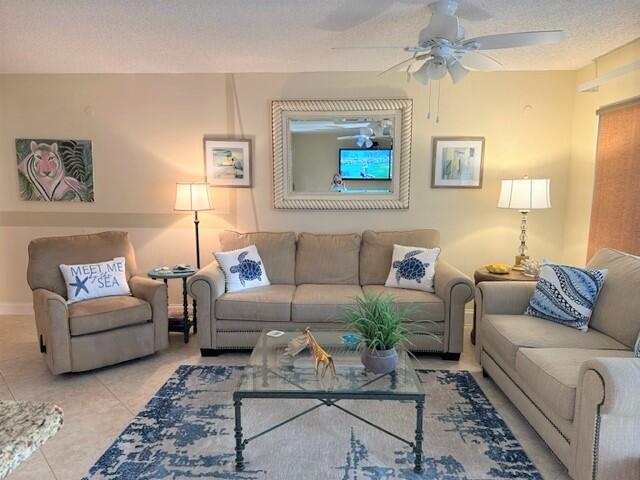 1605 Highway 1, Unit C304 Jupiter, FL 33477 - Photo 3 of 23 Living Area