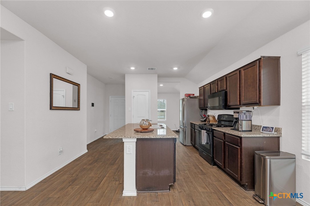 125 Hazel Grove San Marcos, TX 78666 - Photo 15 of 34