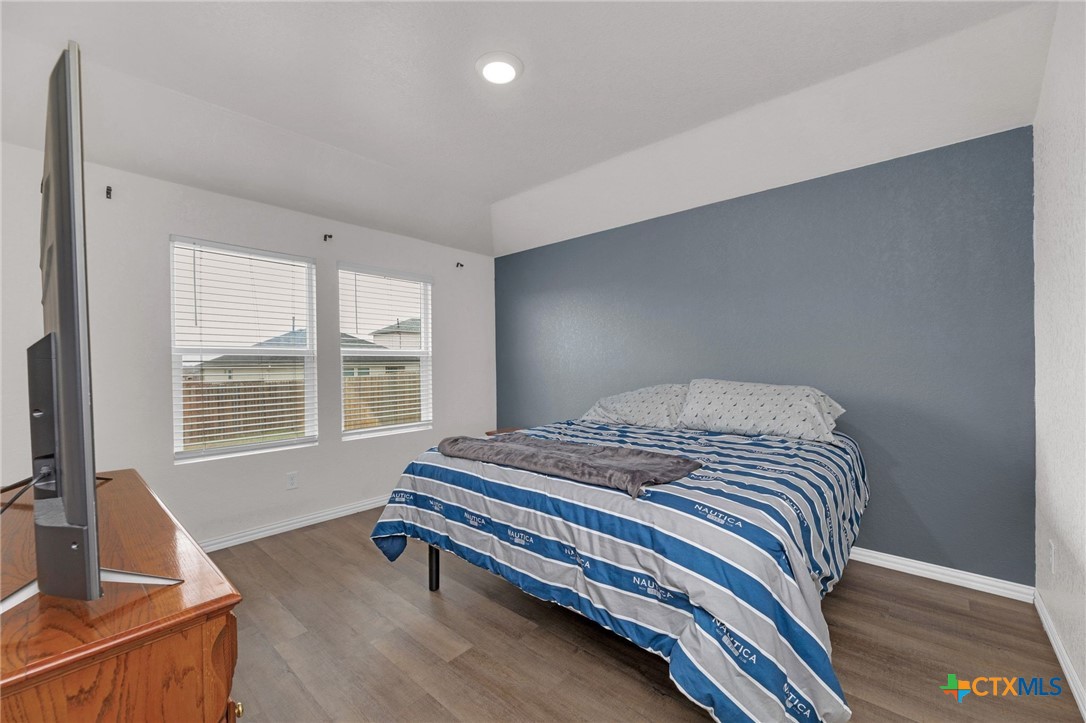 125 Hazel Grove San Marcos, TX 78666 - Photo 16 of 34 Primary Bedroom
