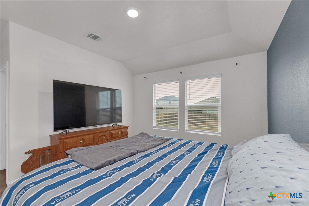 125 Hazel Grove San Marcos, TX 78666 - Photo 17 of 34 Primary Bedroom
