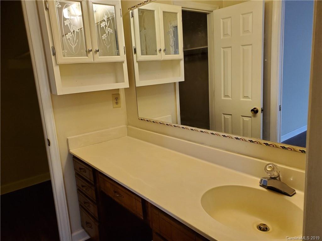 9330 Marshbrooke Road, Unit 26 Matthews, NC 28105 - Photo 11 of 17 Gallery Image 11