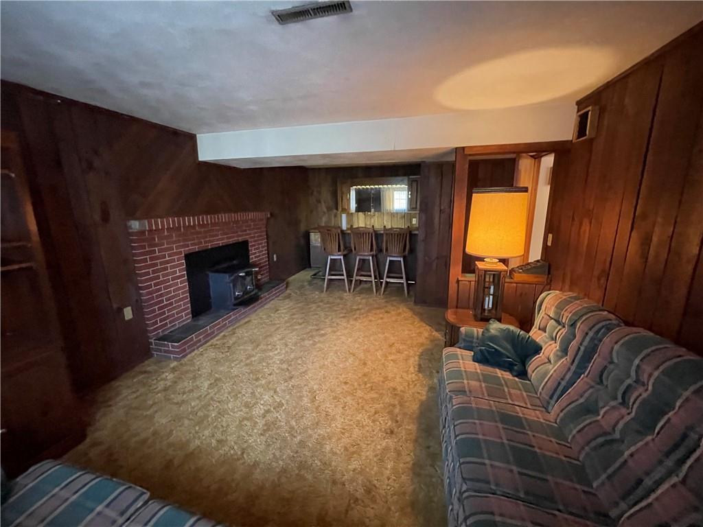122 Arnold Road Beaver Falls, PA 15010 - Photo 13 of 14 Gallery Image 13