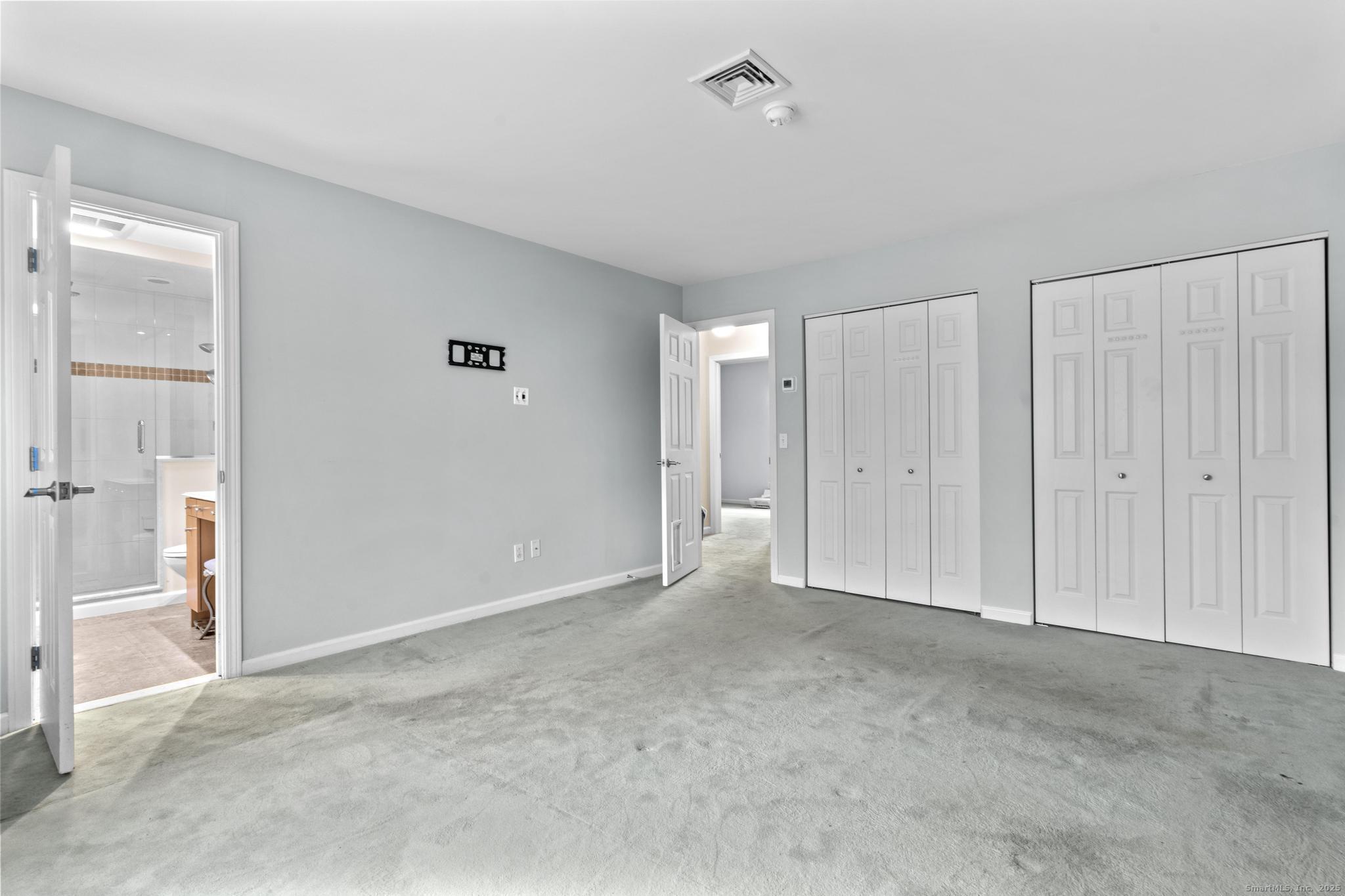 15 Derbyshire, Unit 15 Derby, CT 06418 - Photo 15 of 39 a view of an empty room