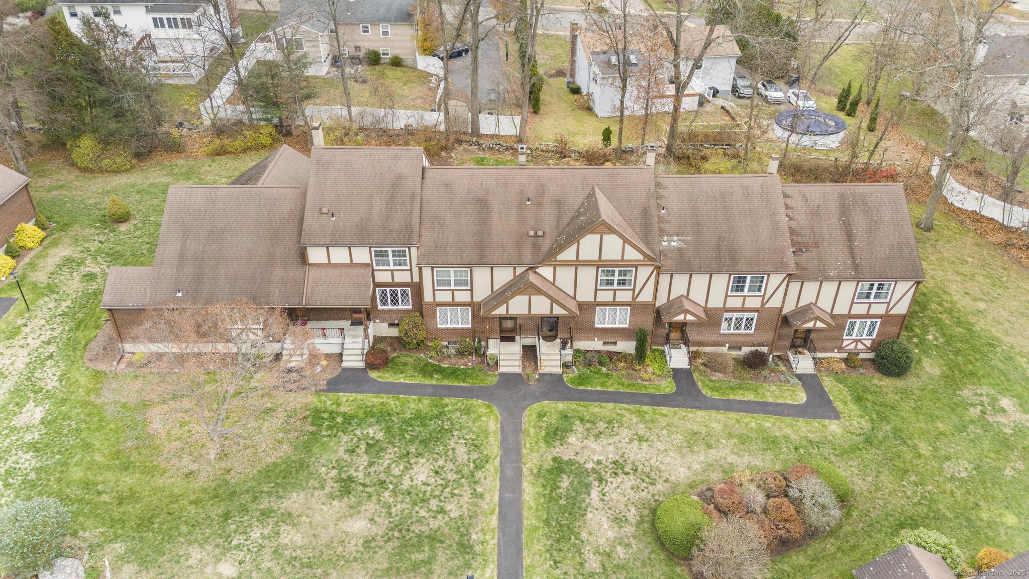 15 Derbyshire, Unit 15 Derby, CT 06418 - Photo 37 of 39 an aerial view of a house with swimming pool and outdoor space