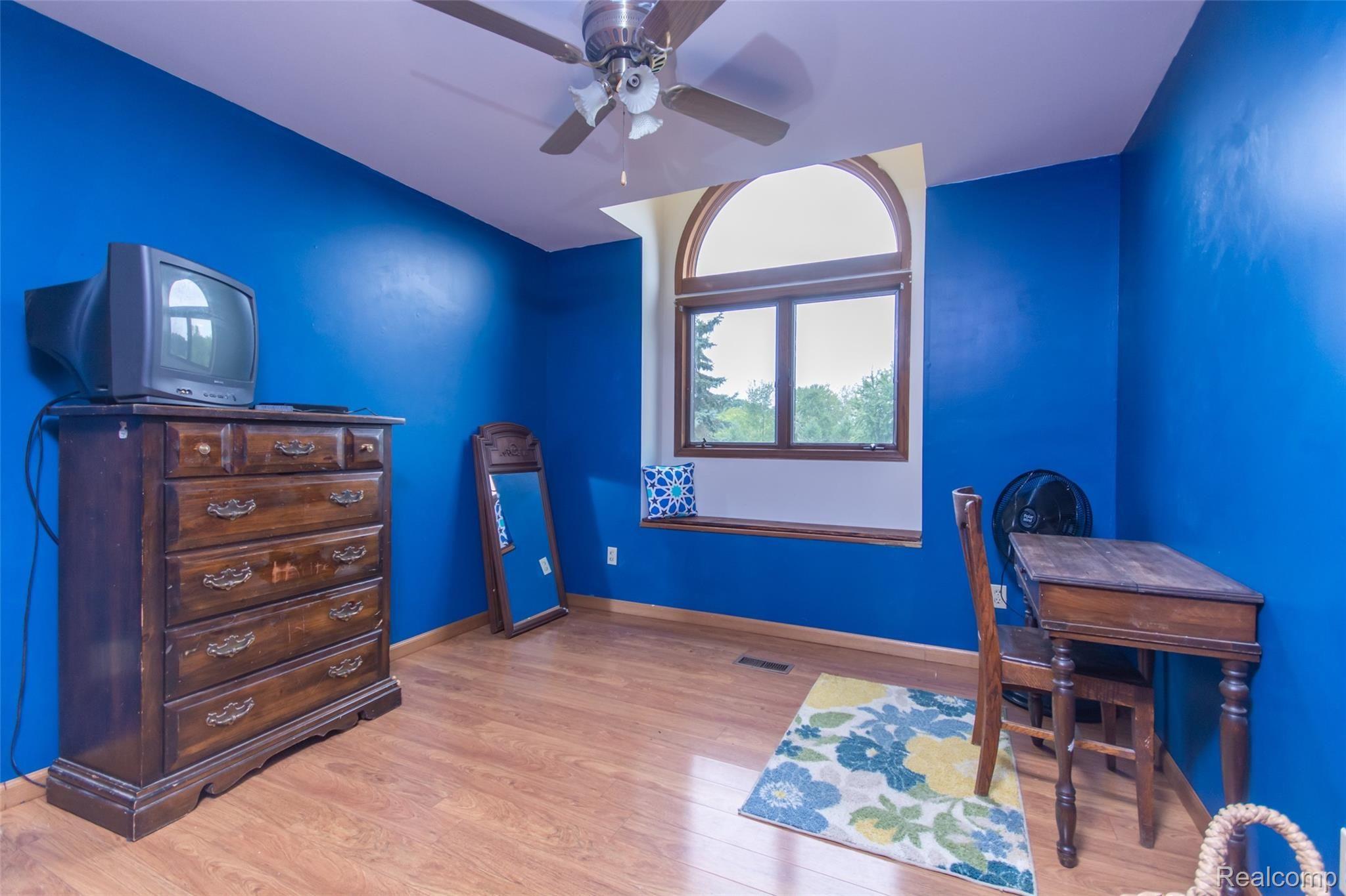 6470 Hartland Road Fenton, MI 48430 - Photo 25 of 39 DSC_7838.jpg