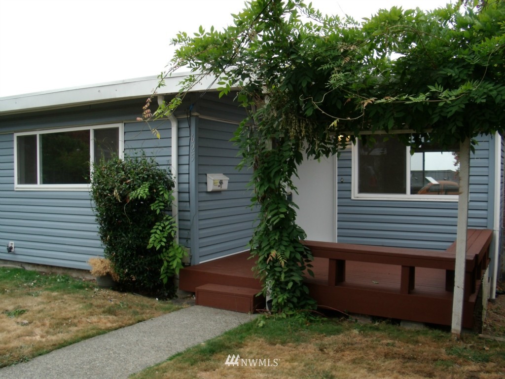 625 Camas Avenue Northeast Renton, WA 98056 - Photo 1 of 9 Gallery Image 1