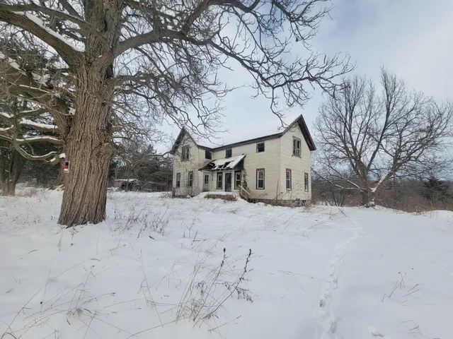 $180,000 | 535 135th Avenue, Wayland, MI 49348