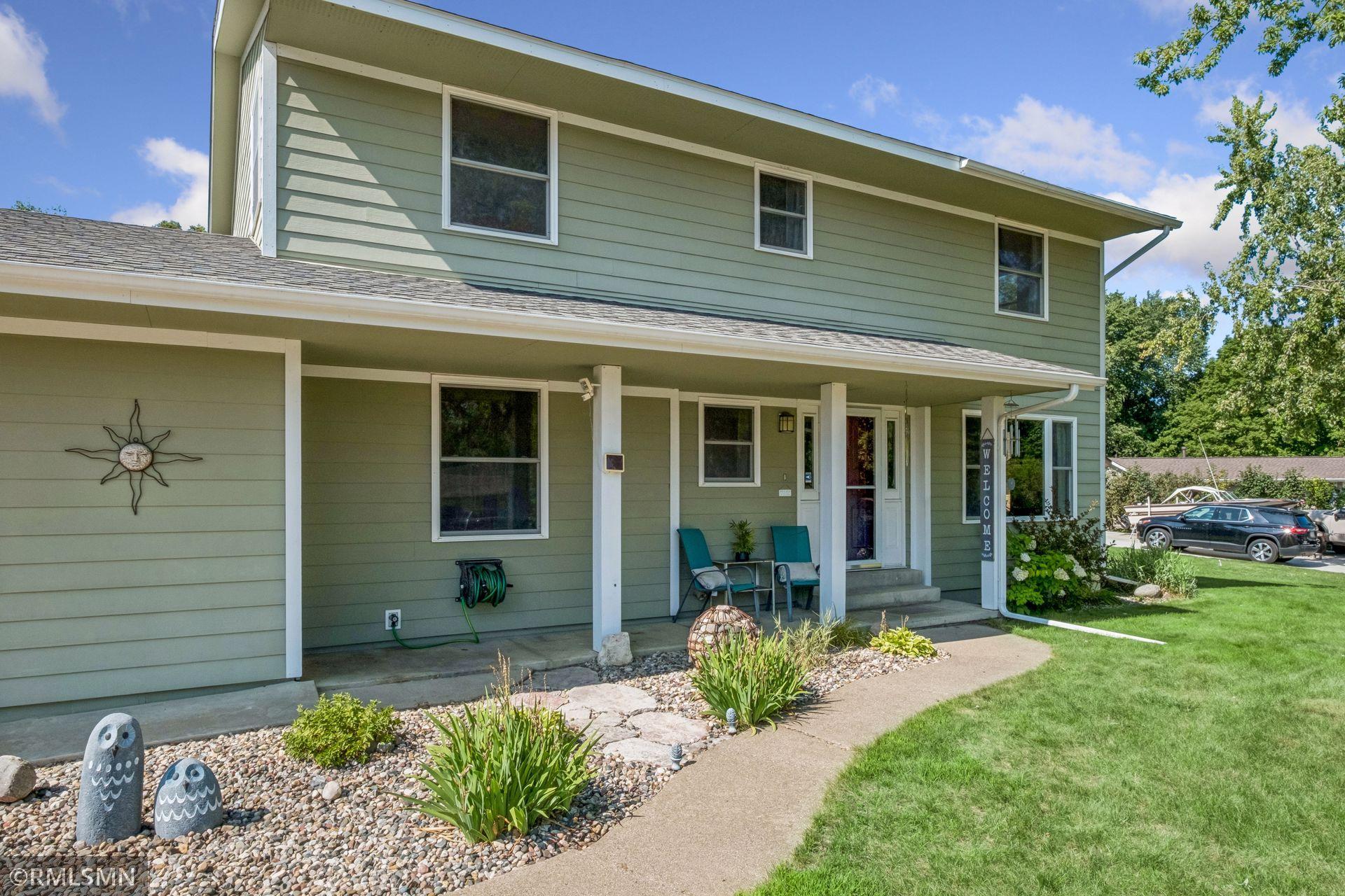 1440 Valleyview Road Chaska, MN 55318 - Photo 2 of 45 Gallery Image 2