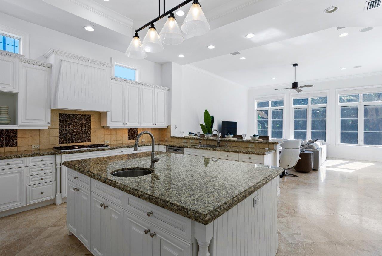 4 Coconut Lane Ocean Ridge, FL 33435 - Photo 14 of 33 KITCHEN_ANGLE