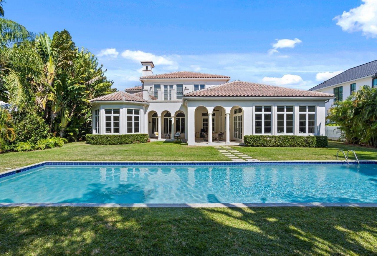 4 Coconut Lane Ocean Ridge, FL 33435 - Photo 28 of 33 REAR_STRAIGHT