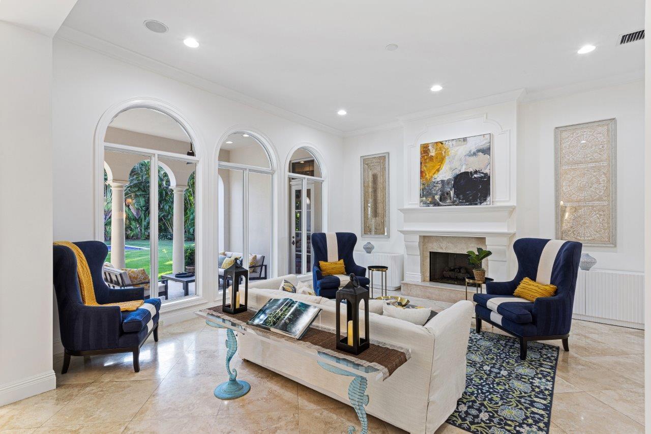 4 Coconut Lane Ocean Ridge, FL 33435 - Photo 7 of 33 LIVING_ANGLE