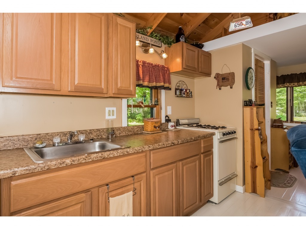 31 Terrace Hill Road, Unit 3 Gilford, NH 03249 - Photo 10 of 33