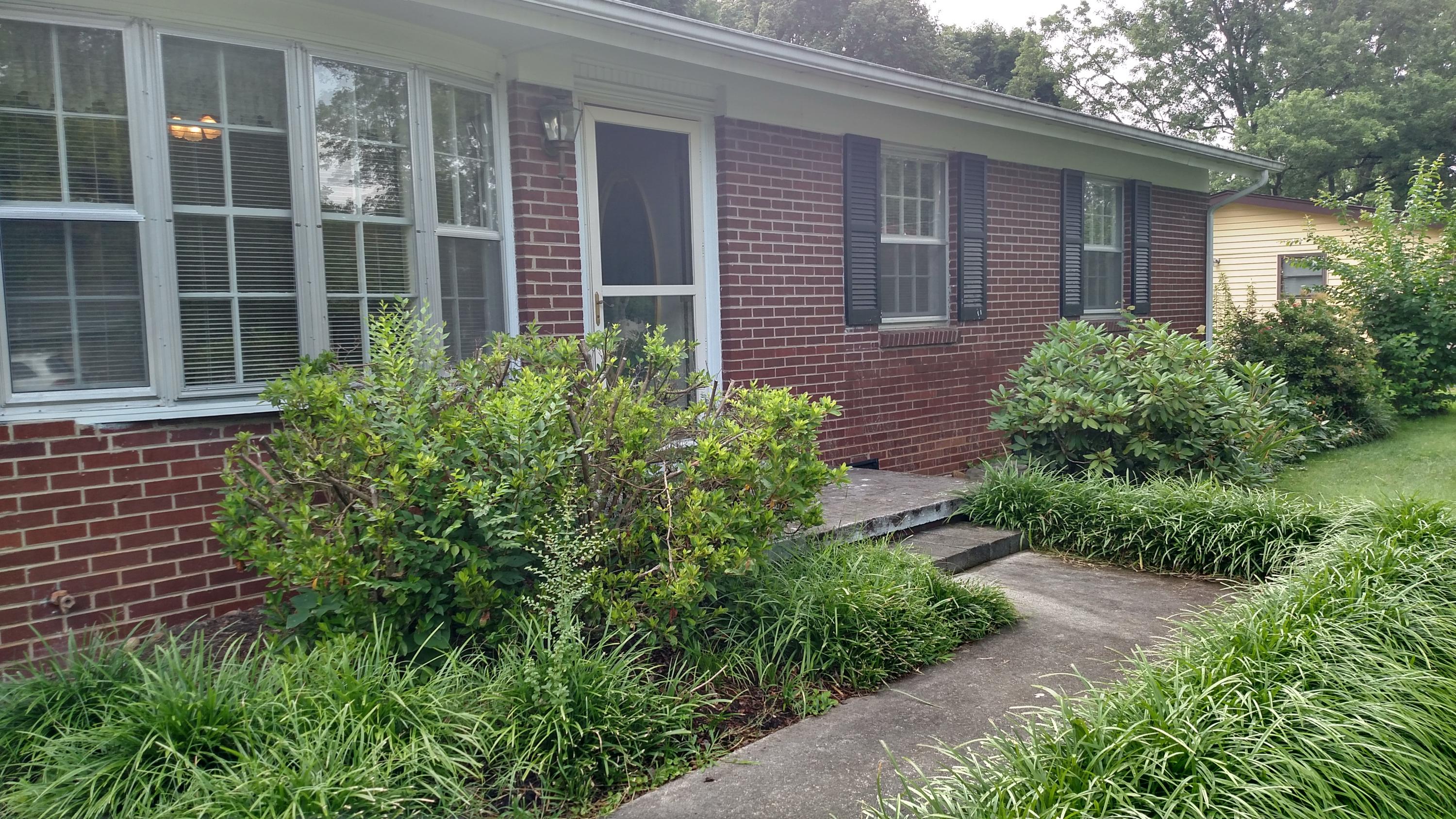 728 Piper Road Knoxville, TN 37919 - Photo 2 of 35 IMG_20150711_105411819_HDR