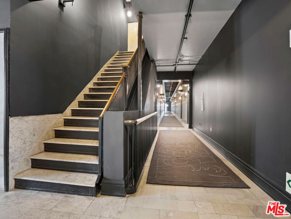 460 South Spring Street, Unit 512 Los Angeles, CA 90013 - Photo 19 of 33