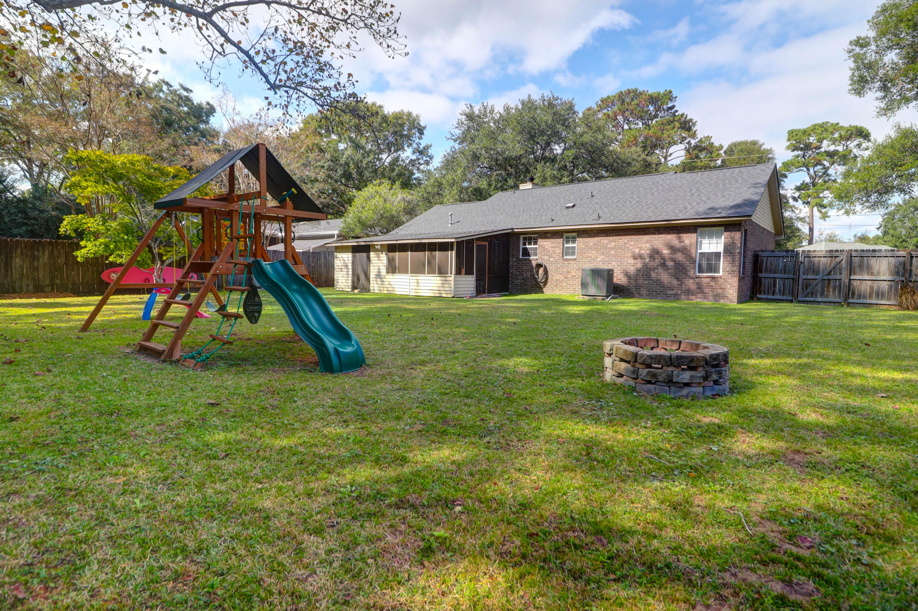1153 Wyndham Road Charleston, SC 29412 - Photo 18 of 19 1153 Wyndham Dr -Tidalcreekphoto- (28)
