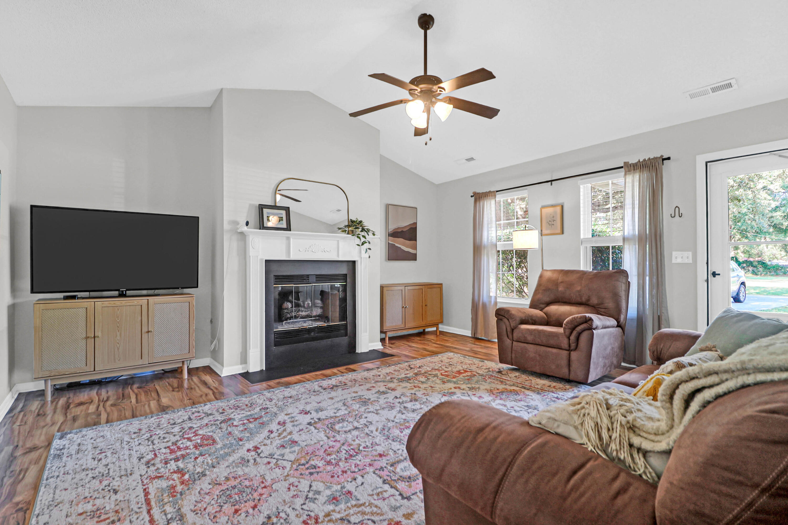 1153 Wyndham Road Charleston, SC 29412 - Photo 2 of 19 1153 Wyndham Dr -Tidalcreekphoto- (11)