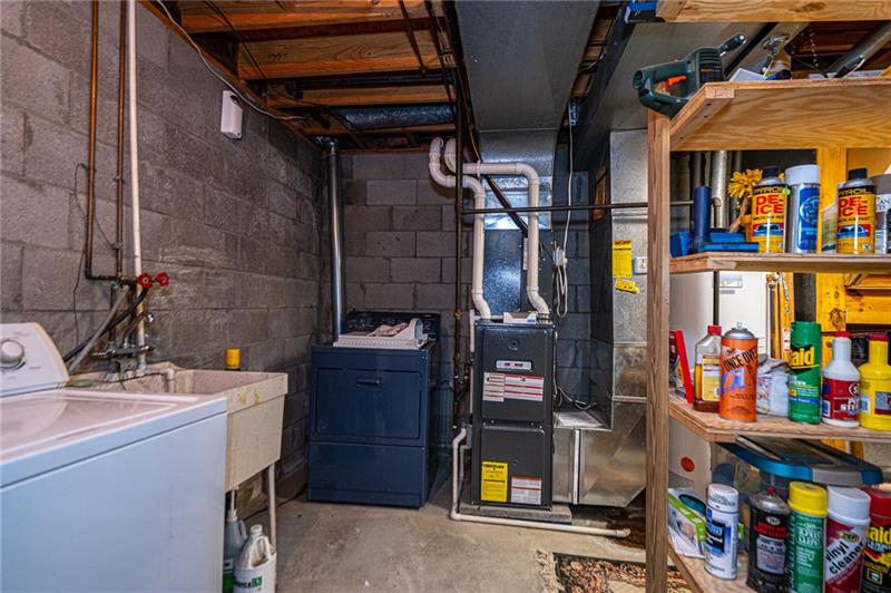 2531 Hunting Ridge Trail Bridgeville, PA 15017 - Photo 13 of 24 Laundry/storage area is located on the lower level.