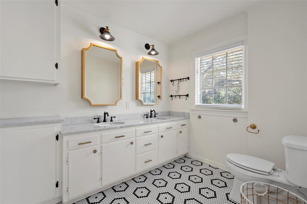 6710 Fish Pond Road Waco, TX 76710 - Photo 31 of 40