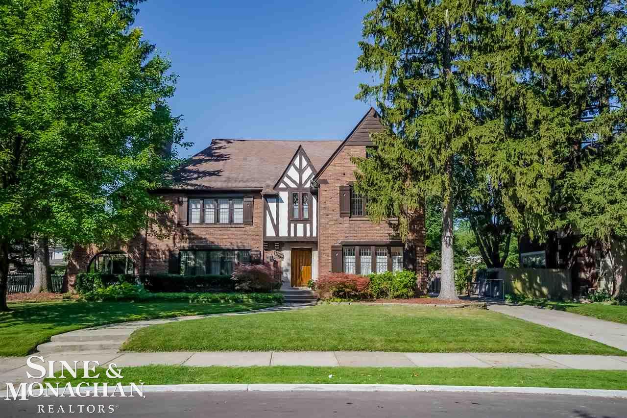 1035 Bishop Road Grosse Pointe Park, MI 48230 - Photo 1 of 62