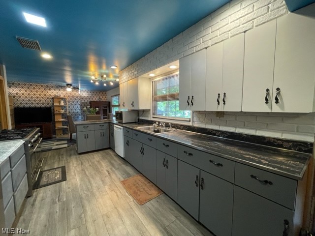 401 Strader Road Akron, OH 44305 - Photo 12 of 26 Gallery Image 12