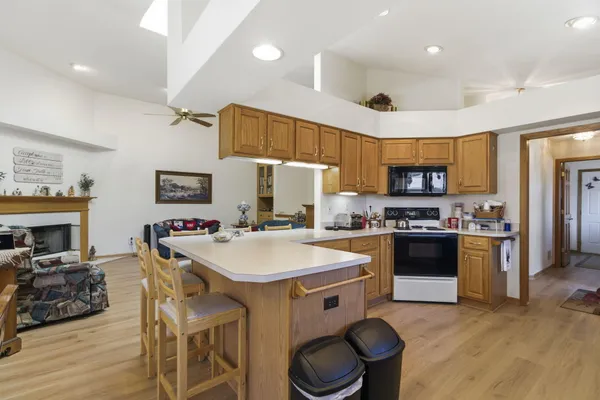 $425,000 | N80W17455 Robin Circle, Menomonee Falls, WI 53051