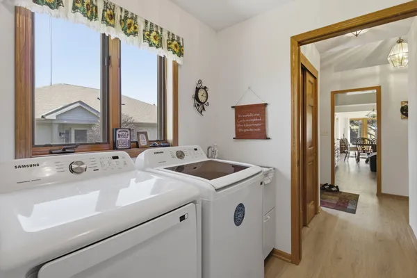 $425,000 | N80W17455 Robin Circle, Menomonee Falls, WI 53051