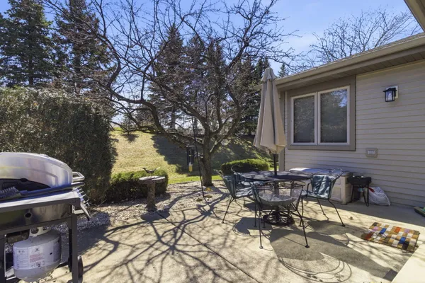 $425,000 | N80W17455 Robin Circle, Menomonee Falls, WI 53051