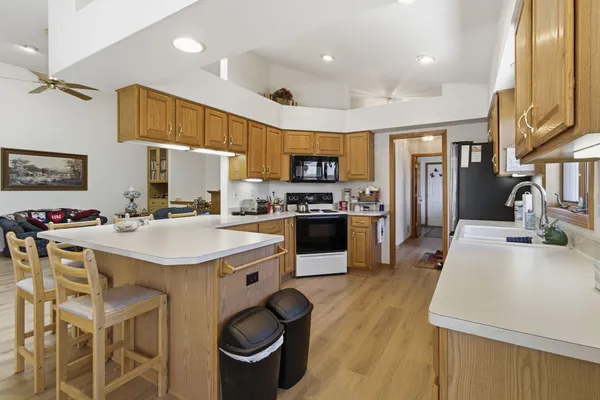 $425,000 | N80W17455 Robin Circle, Menomonee Falls, WI 53051