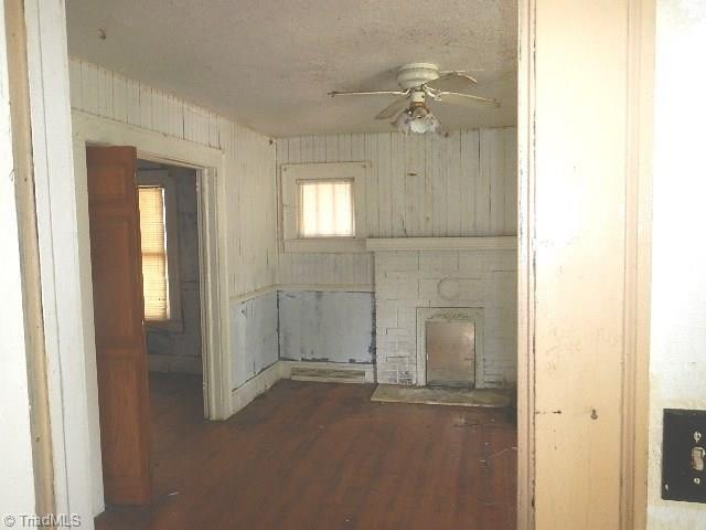 1308 Tipton Street High Point, NC 27262 - Photo 6 of 6 Gallery Image 6