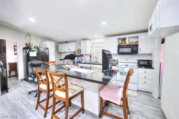 $300,000 | 5252 Nevada Avenue, Las Vegas, NV 89122