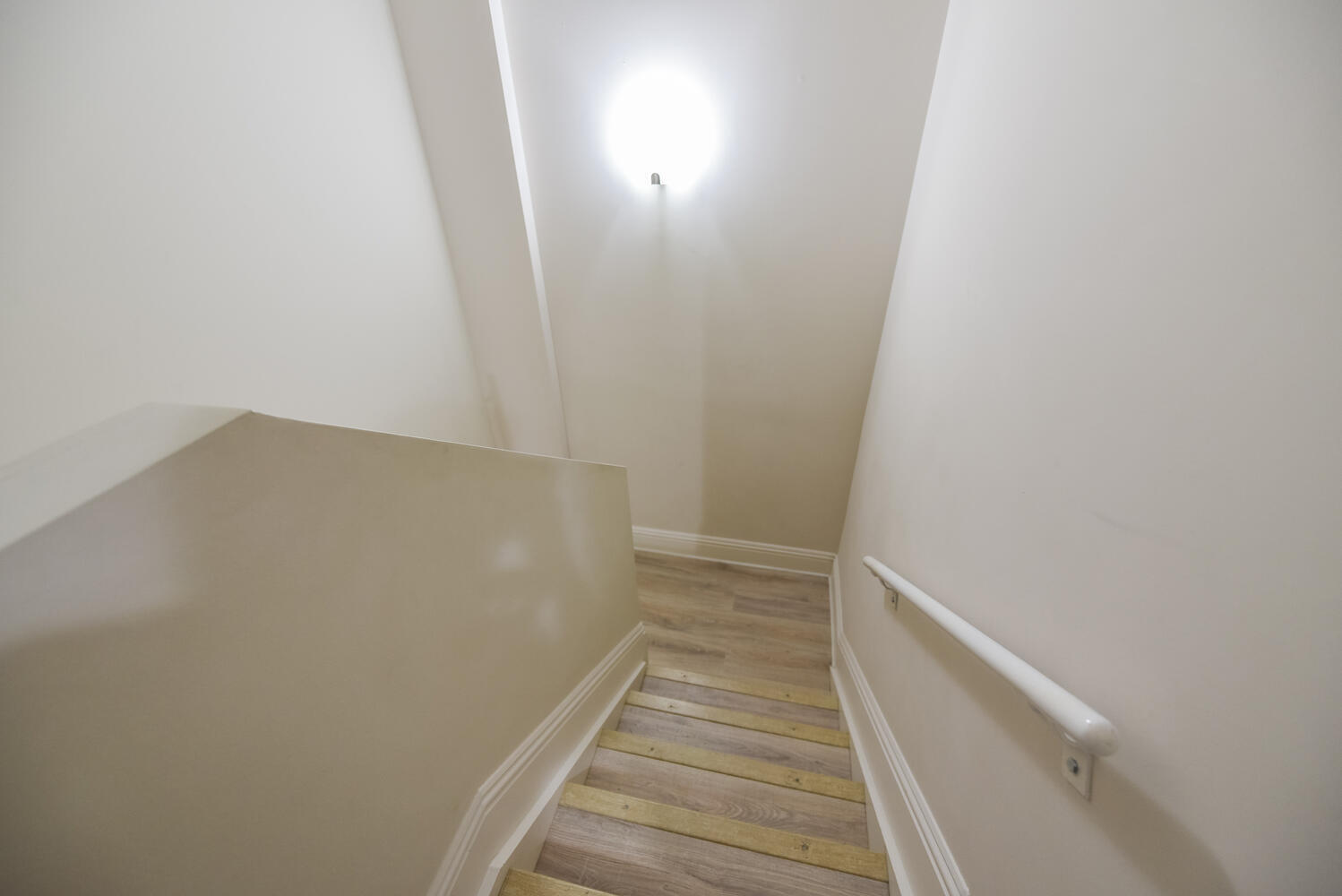 200 East Palmetto Park Road, Unit 17 Boca Raton, FL 33432 - Photo 22 of 44 Staircase