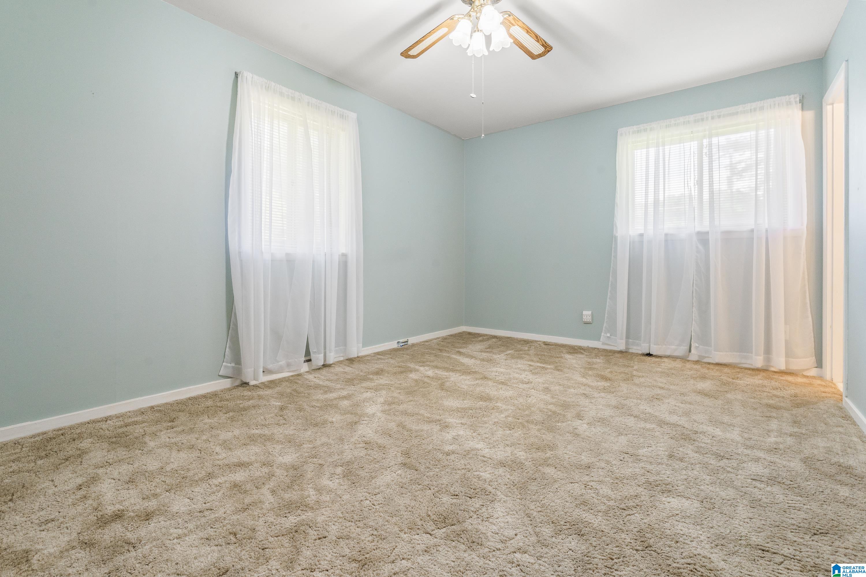 929 Barnisdale Road Birmingham, AL 35235 - Photo 16 of 29