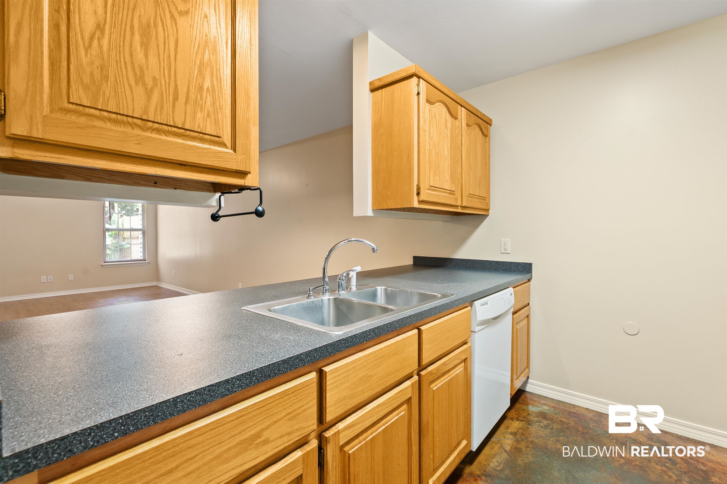 16985 Highway 104 Silverhill, AL 36576 - Photo 18 of 47