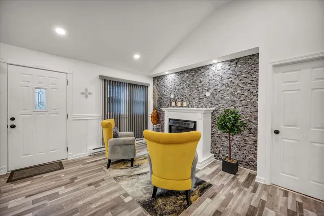 $400,000 | 24 Janet Avenue, Wolcott, CT 06716