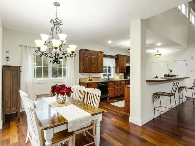 $1,830,000 | 1336-1346 Whitehouse Road, Summerville, SC 29486