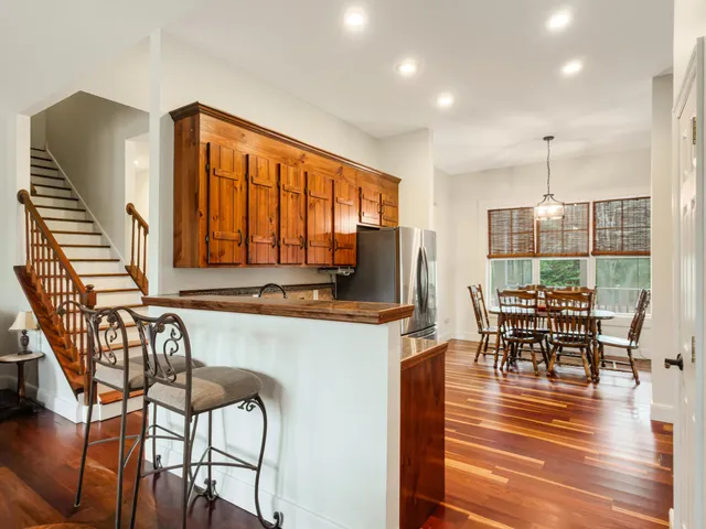 $1,830,000 | 1336-1346 Whitehouse Road, Summerville, SC 29486