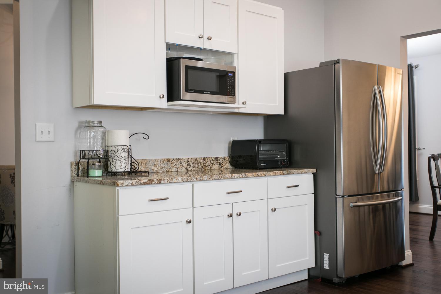 3309 Kenjac Road Baltimore, MD 21244 - Photo 12 of 42 Updated Appliances