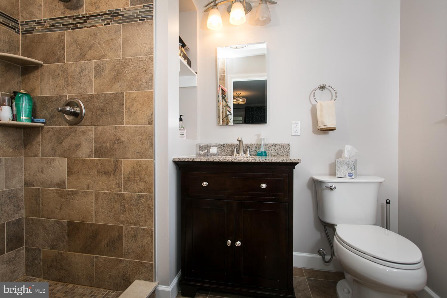 3309 Kenjac Road Baltimore, MD 21244 - Photo 20 of 42 Ensuite with Standing Shower