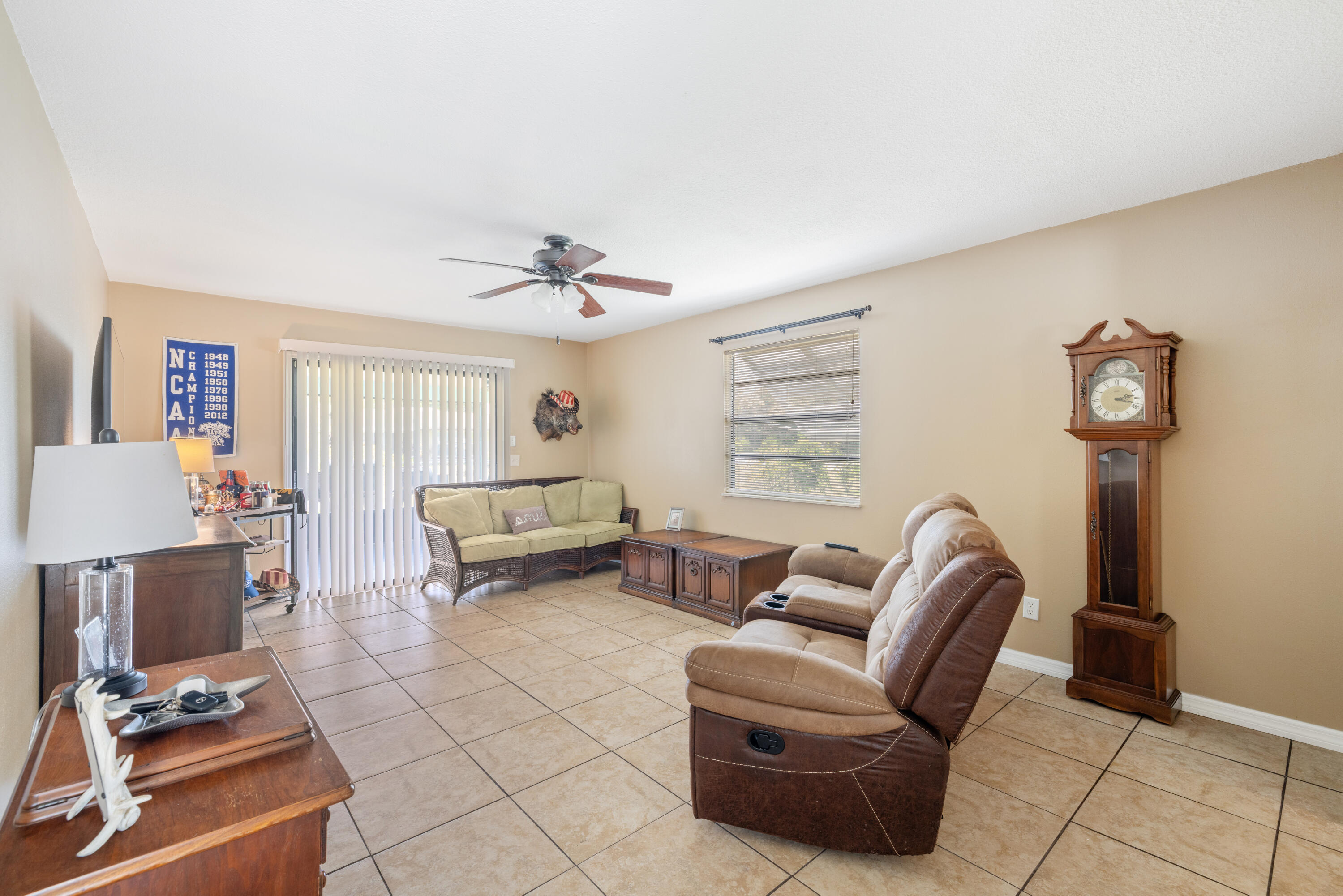 7205 Sebastian Road Fort Pierce, FL 34951 - Photo 3 of 33 08-0B2A7832