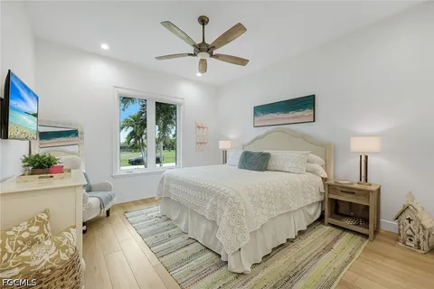 $3,150,000 | 4415 Southeast 20th Place, Cape Coral, FL 33904