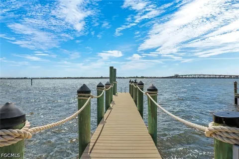 $3,150,000 | 4415 Southeast 20th Place, Cape Coral, FL 33904