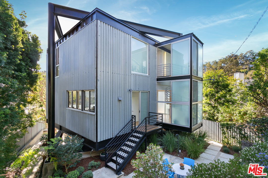 444 Sycamore Road Santa Monica, CA 90402 - Photo 32 of 32