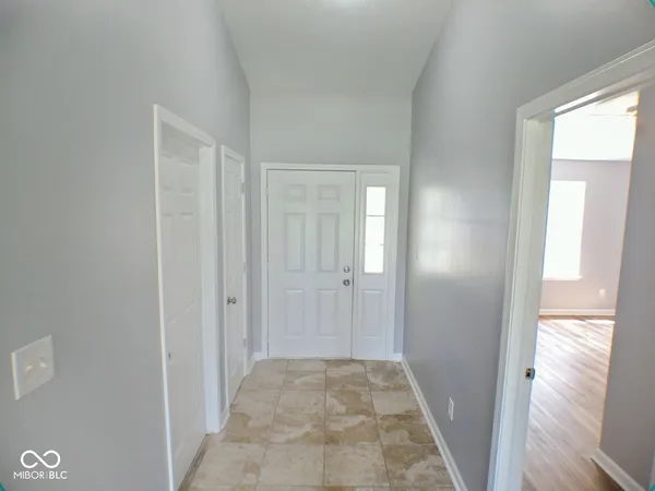$2,000 | 5633 Wynridge Court, Indianapolis, IN 46235