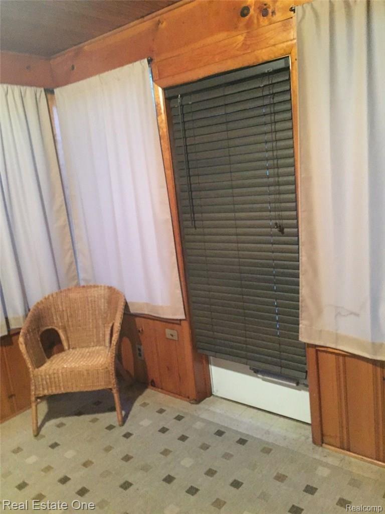 16563 Burt Road Detroit, MI 48219 - Photo 27 of 34 127.jpg