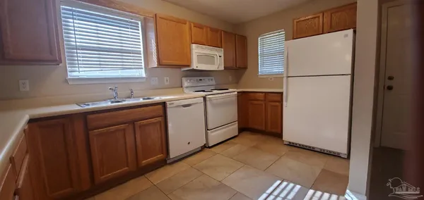 $1,375 | 2520 Trailwood Drive, Cantonment, FL 32533