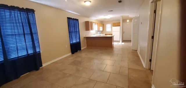 $1,595 | 2520 Trailwood Drive, Cantonment, FL 32533